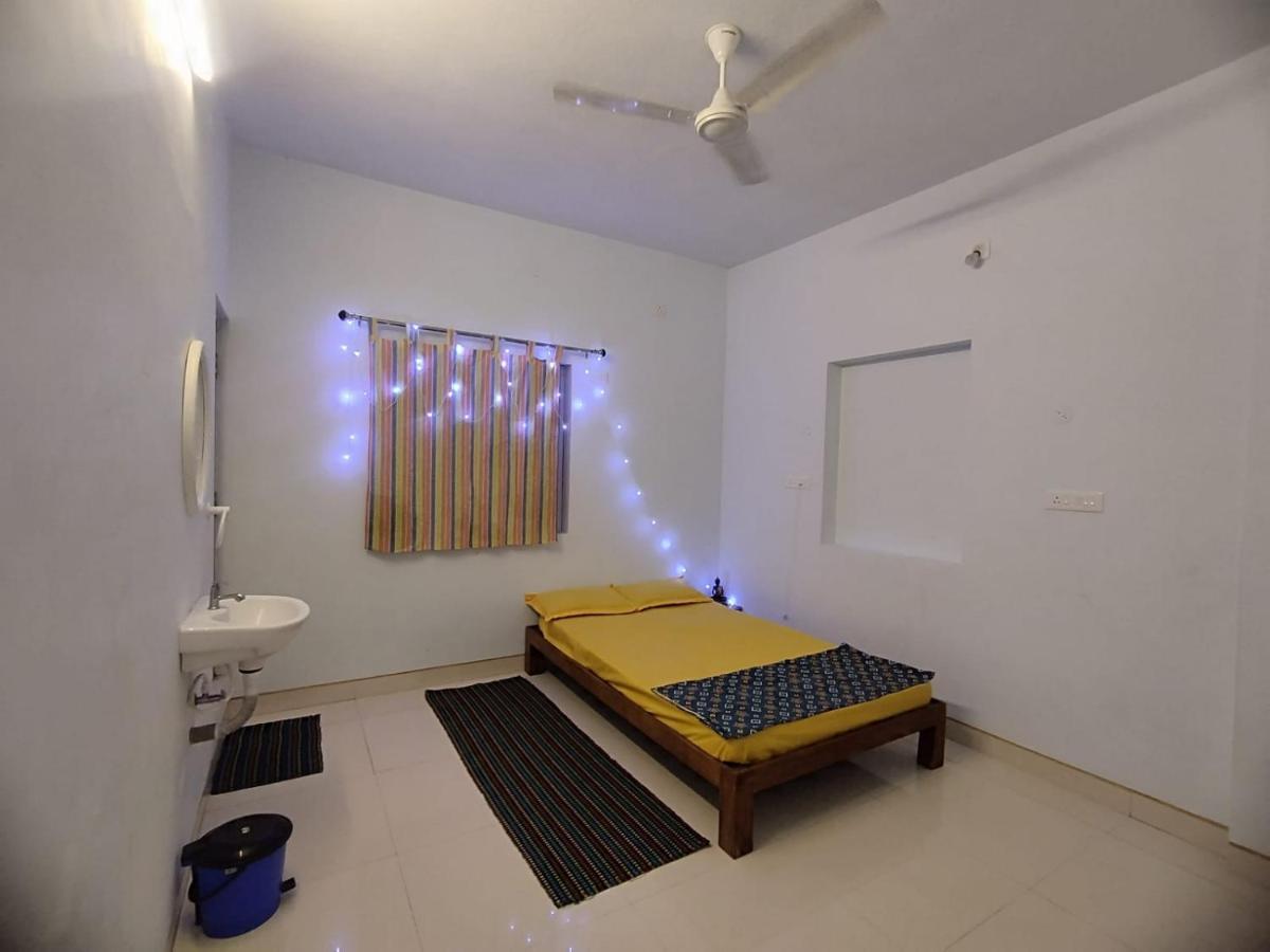 Funk Monk Hostel Auroville Kültér fotó